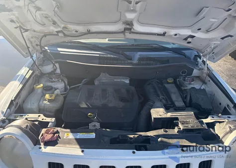 2007 Jeep Compass Sport из США, поврежденный, VIN 1J8FF47W67D179764